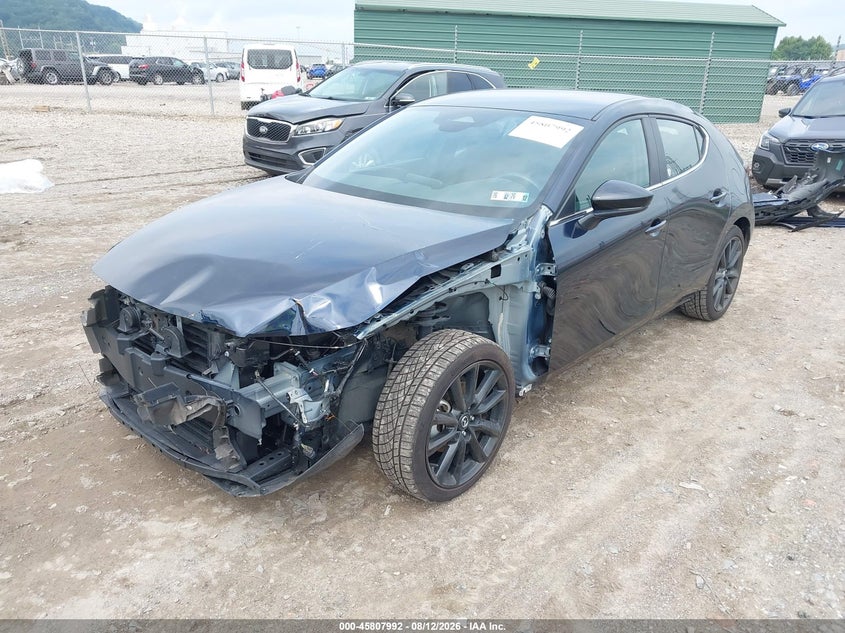2024 MAZDA MAZDA3 auction photo 2