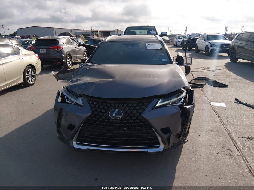 LEXUS UX 250H - zdjęcie 13