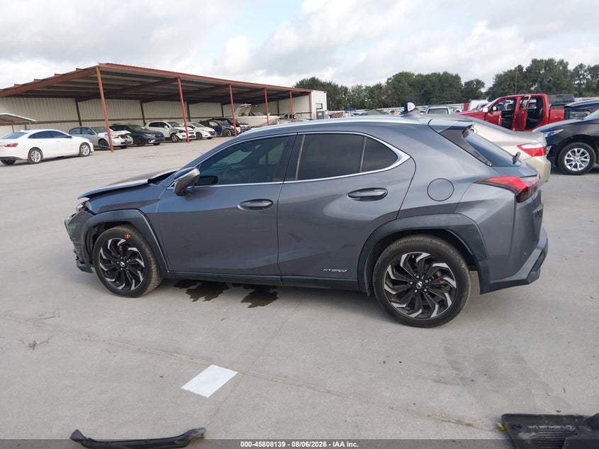 LEXUS UX 250H - zdjęcie 15
