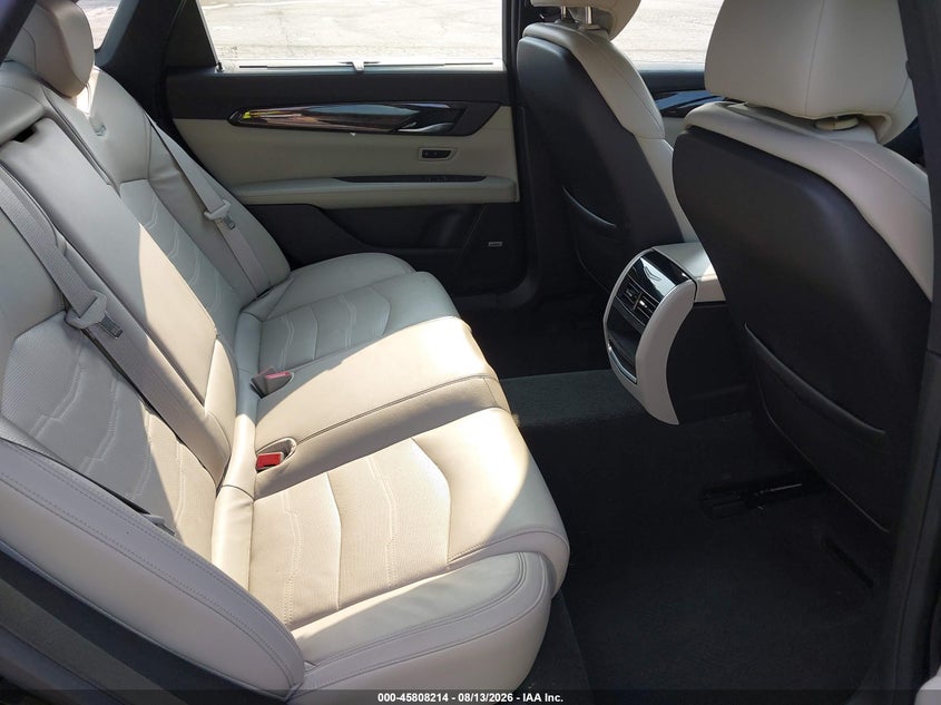 2017 CADILLAC CT6 auction photo 8