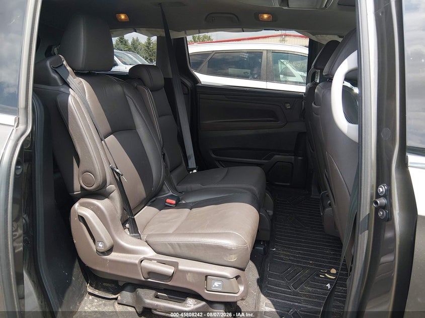 2018 HONDA ODYSSEY auction photo 8