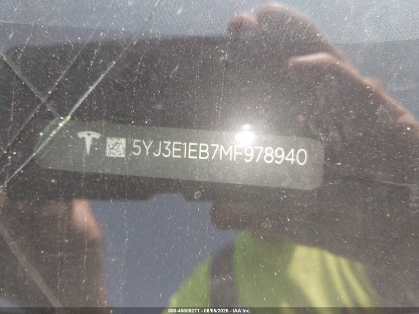 2021 Tesla Model 3(VIN: 5YJ3E1EB7MF978940