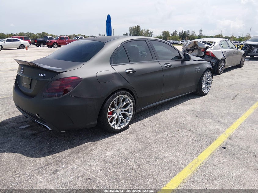 Vin: 55swf8gb0ju245431, lot: 46307120, mercedes-benz amg c 63 20184