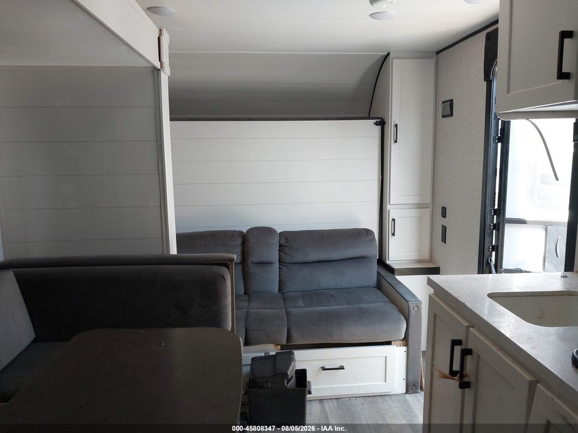 2025 JAYCO JAY FLIGHT auction photo 8