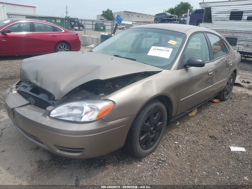 2002 FORD TAURUS auction photo 2