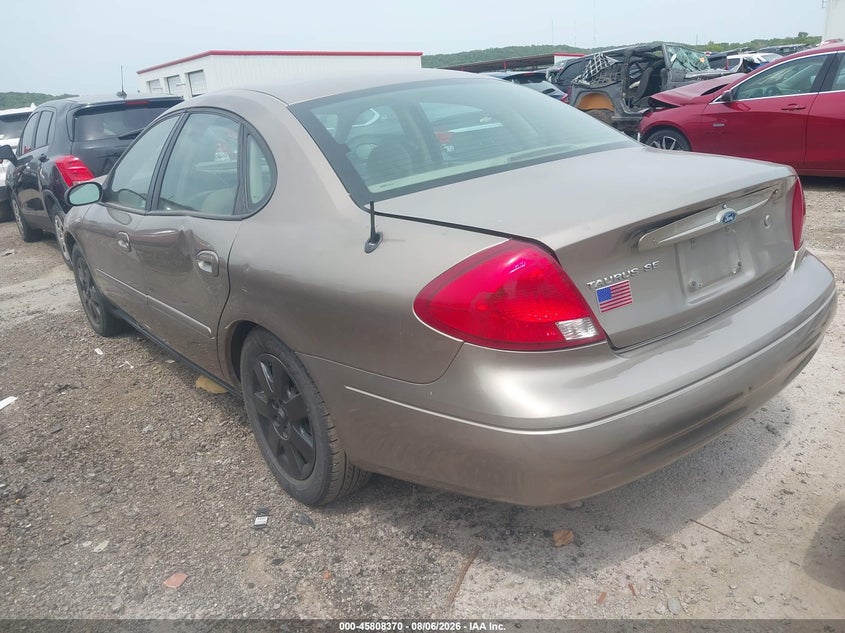 2002 FORD TAURUS auction photo 3