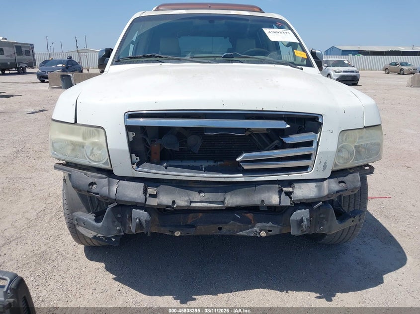 2005 INFINITI QX56 auction photo 6