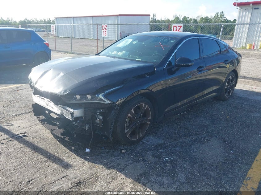 2021 KIA K5 — zdjęcie 2
