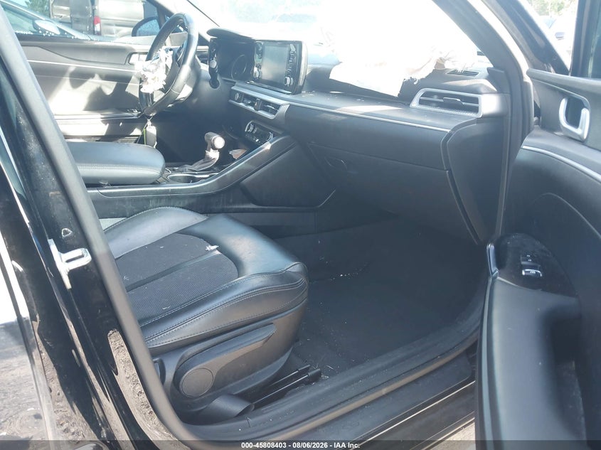 2021 KIA K5 — zdjęcie 5