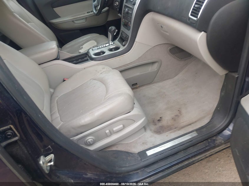2011 GMC ACADIA auction photo 5