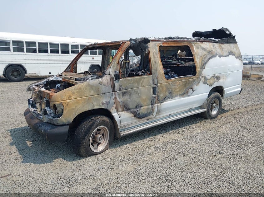 1993 Ford Econoline, Exterior Burn, IAAI, VIN 1FTJS34H6PHA69576 — photo 2