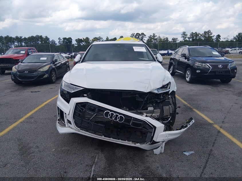 AUDI Q8 - zdjęcie 12