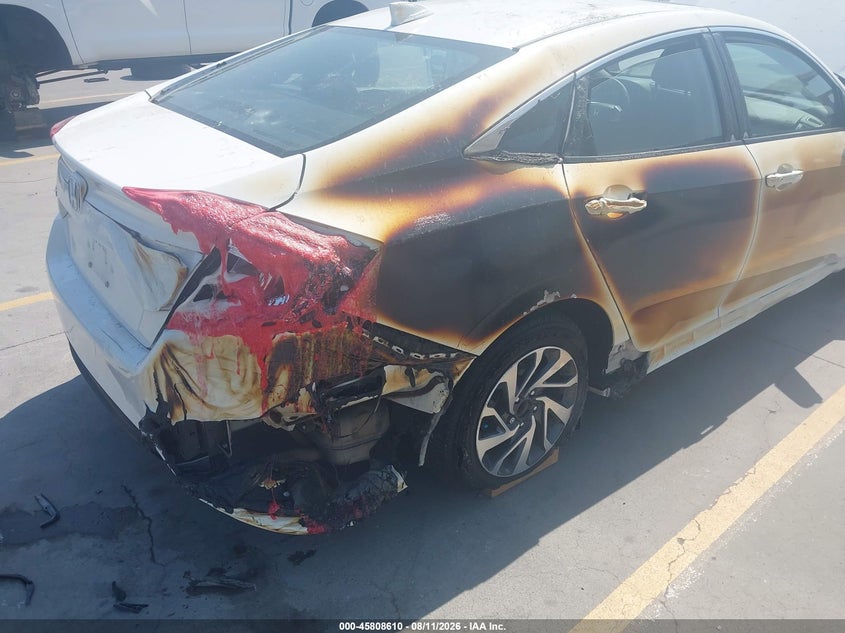2018 HONDA CIVIC auction photo 6