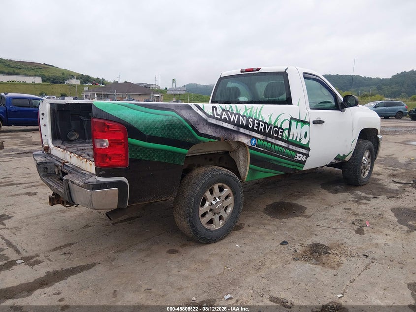 2014 CHEVROLET SILVERADO 2500HD WORK TRUCK · Фото 4