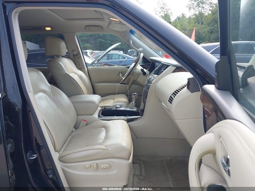 2011 INFINITI QX56 auction photo 5