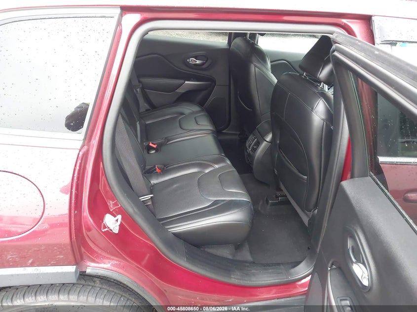 2019 JEEP CHEROKEE auction photo 8