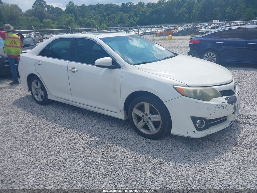 Vin: 4t1bf1fkxcu191117, lot: 46307526, toyota camry se 2012 img_1