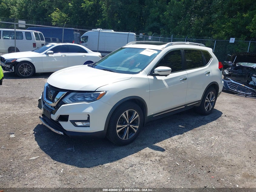 2017 NISSAN ROGUE auction photo 2