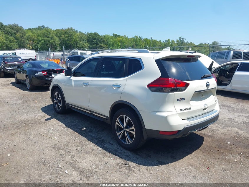 2017 NISSAN ROGUE auction photo 3