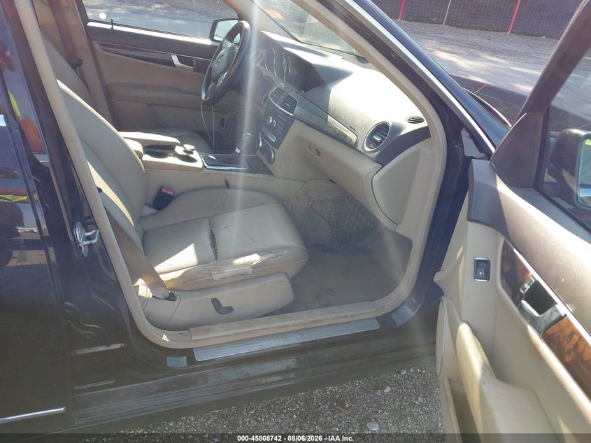 2013 MERCEDES-BENZ C 300 auction photo 5