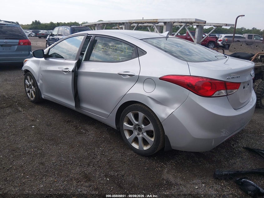 2013 HYUNDAI ELANTRA auction photo 3