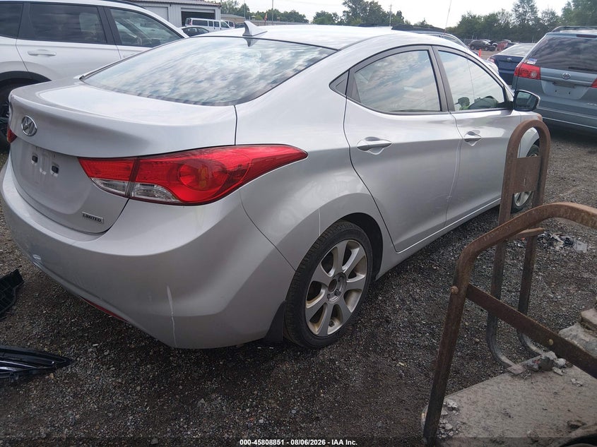 2013 HYUNDAI ELANTRA auction photo 4