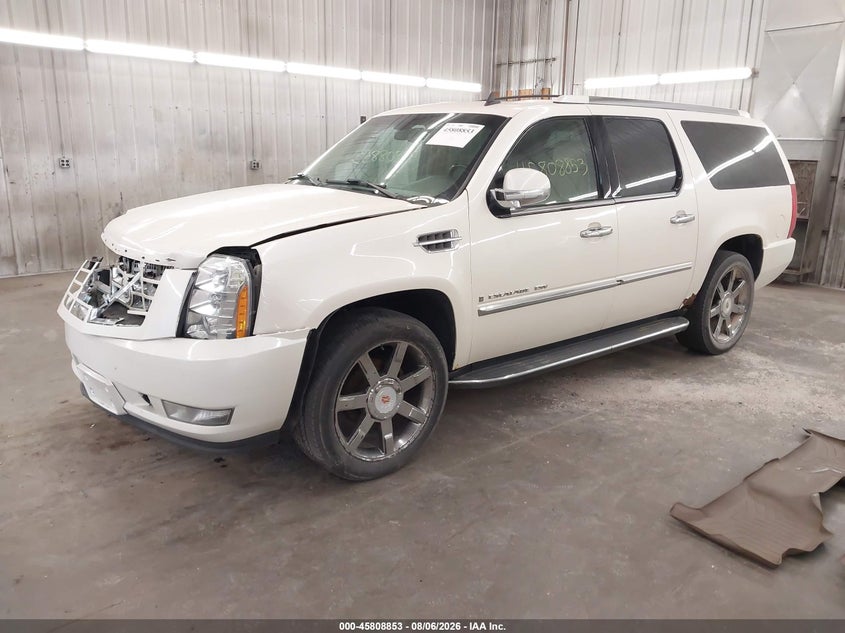2007 Cadillac Escalade, Front End, IAAI, VIN 1GYFK66827R422145 — photo 2