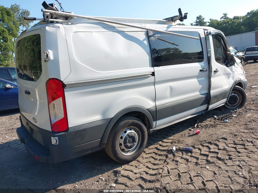 2019 FORD TRANSIT-150 auction photo 4