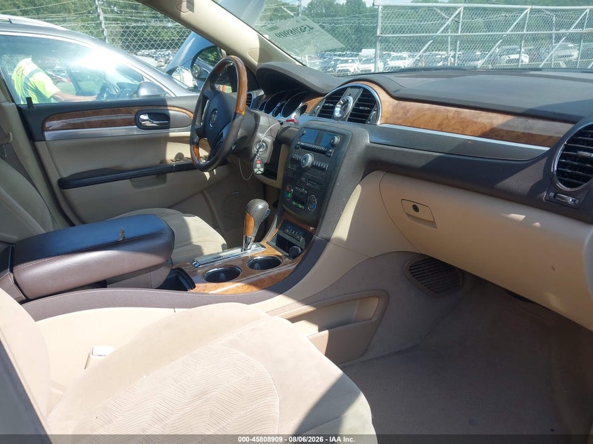 2008 BUICK ENCLAVE auction photo 5