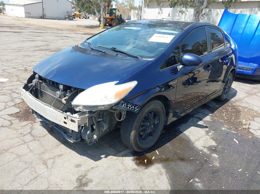 Vin: jtdkn3du0d1731763, lot: 46307763, toyota prius three 20132