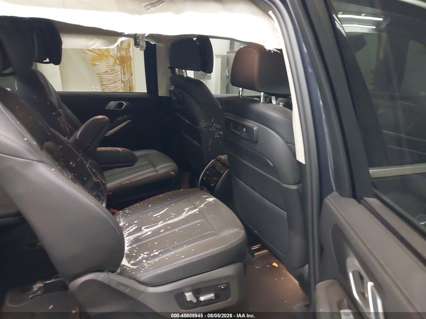 2022 BMW X7 auction photo 8