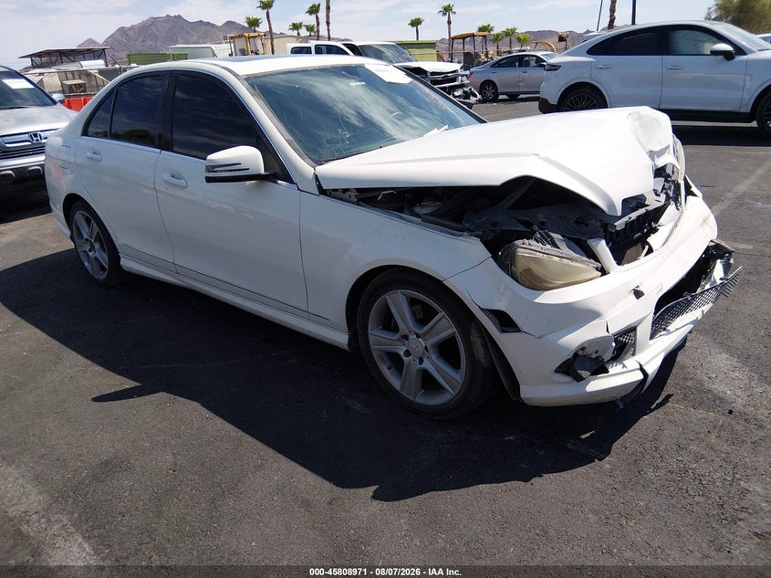 Vin: wddgf5eb3ar119846, lot: 46307817, mercedes-benz c 300 luxury/sport 2010 img_1