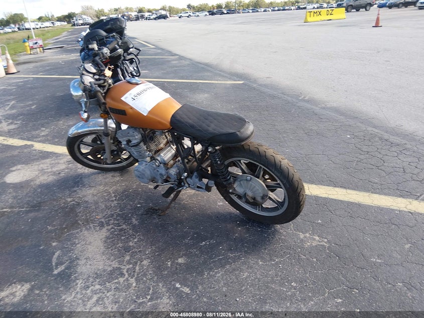 1978 YAMAHA XS750 SPECIAL auction photo 3