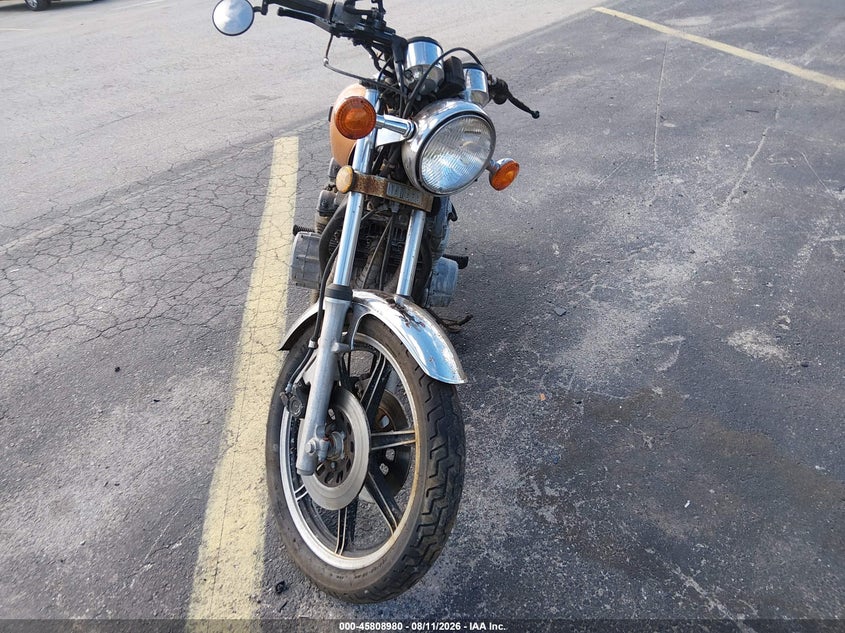 1978 YAMAHA XS750 SPECIAL auction photo 5