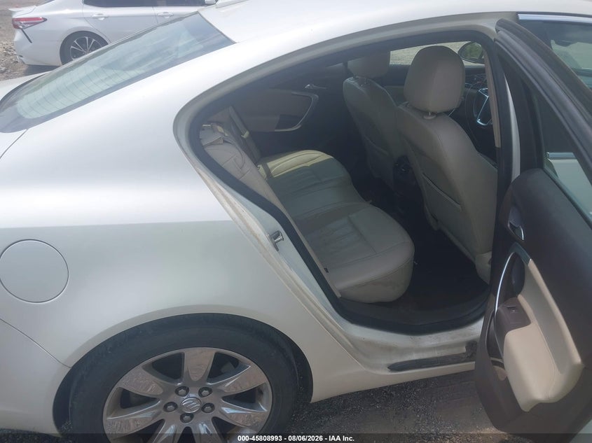 2012 BUICK REGAL auction photo 8