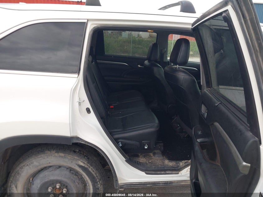 TOYOTA HIGHLANDER - zdjęcie 8