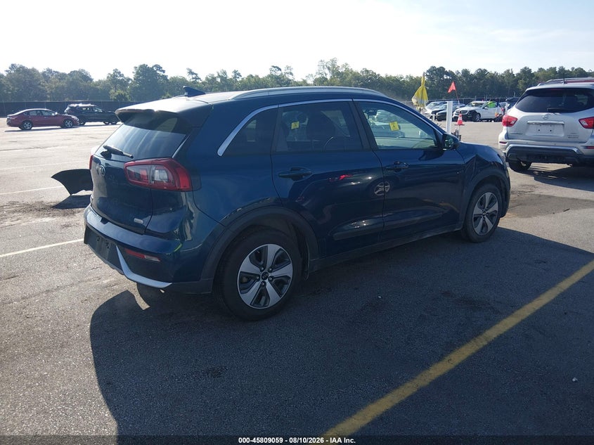 2017 KIA NIRO auction photo 4