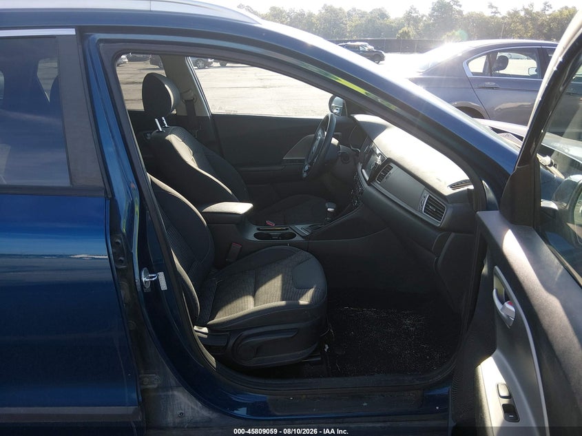 2017 KIA NIRO auction photo 5