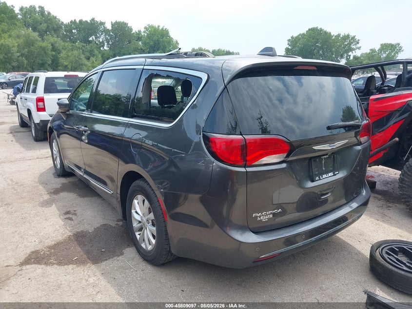 Vin: 2c4rc1bg9jr290390, lot: 46307943, chrysler pacifica touring l 20183