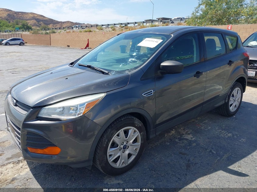Vin: 1fmcu0f73fuc05427, lot: 46307996, ford escape s 20152