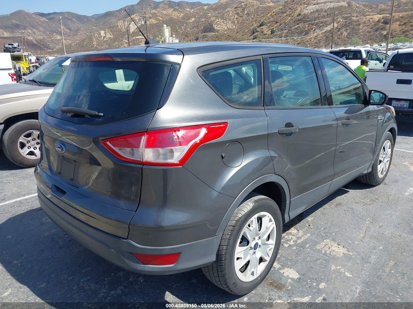Vin: 1fmcu0f73fuc05427, lot: 46307996, ford escape s 20154