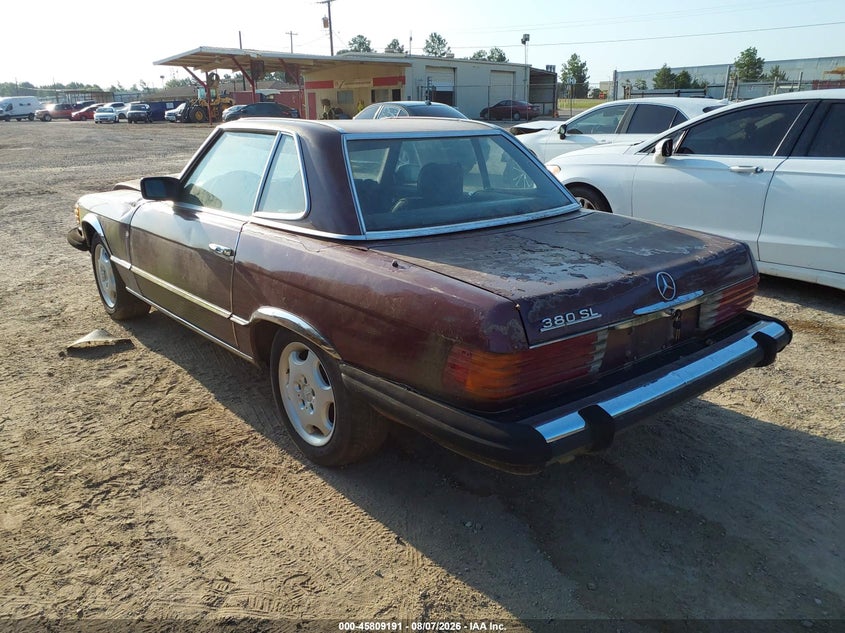1985 MERCEDES-BENZ 380 auction photo 3