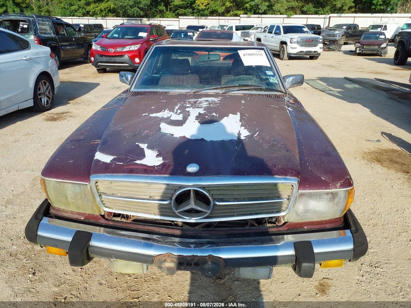 1985 MERCEDES-BENZ 380 auction photo 6