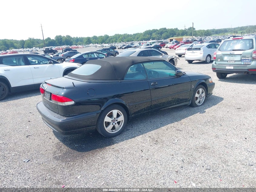 2002 SAAB 9-3 auction photo 4