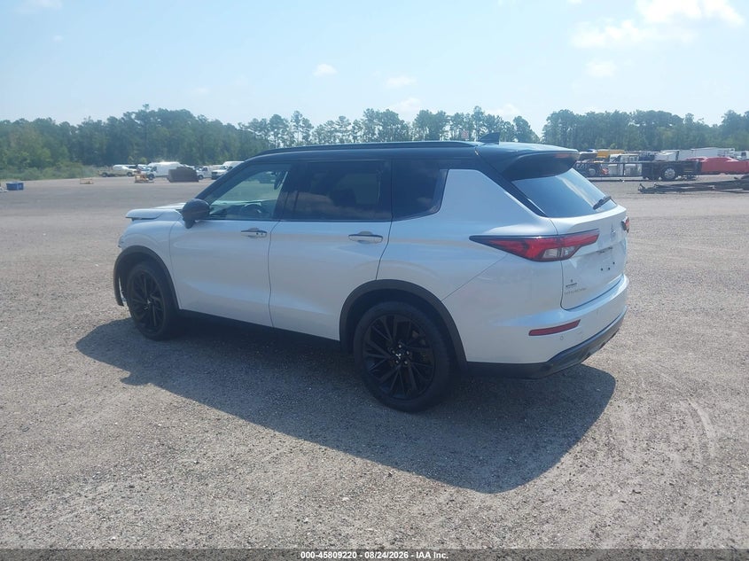 2024 MITSUBISHI OUTLANDER auction photo 3