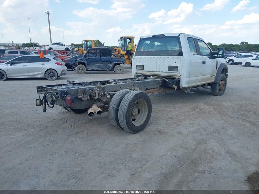 2017 FORD F-550 CHASSIS — zdjęcie 4