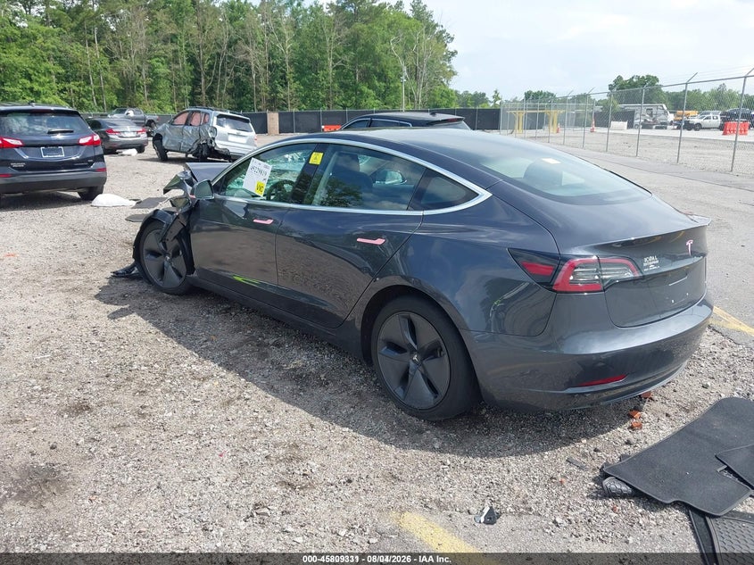 2018 TESLA MODEL 3 auction photo 3