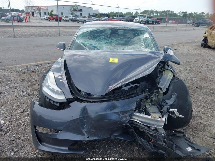 2018 TESLA MODEL 3 auction photo 6