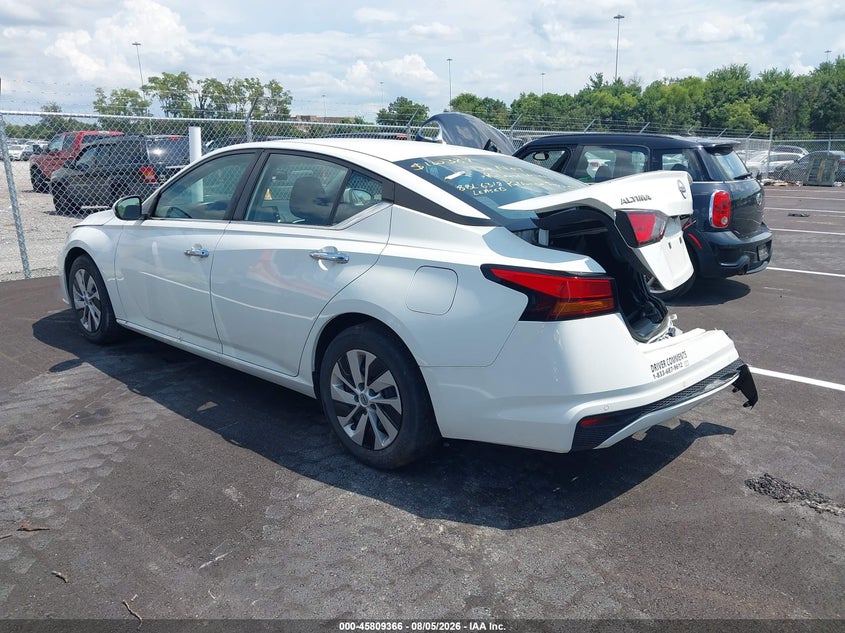 2023 NISSAN ALTIMA auction photo 3