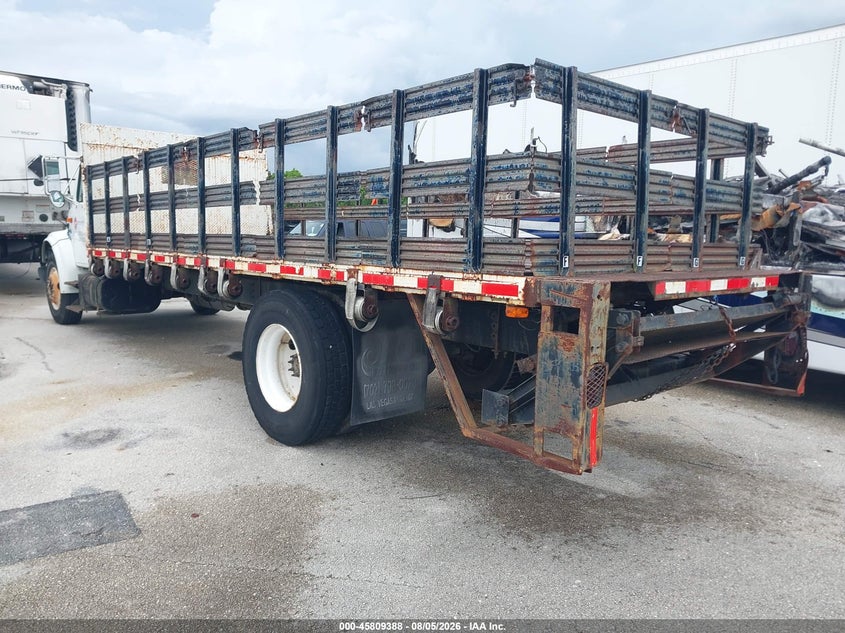 1998 INTERNATIONAL 4000 auction photo 3